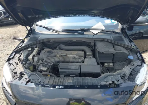 2014 Volvo S60 T5 z USA, uszkodzony, nr VIN YV1612FH3E2276680